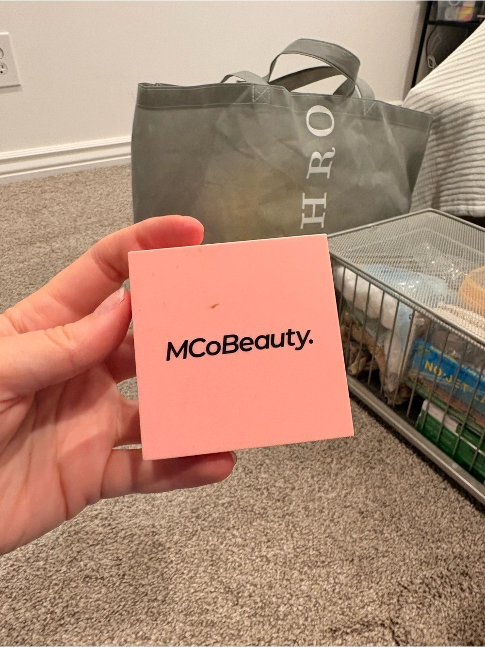 MCoBeauty Pink Setting Powder Compact